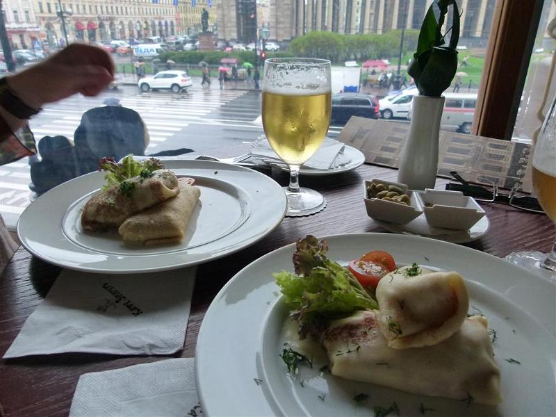 St.Petersburg 2012-05-11 13-42-43 (P1090008) (Large).JPG